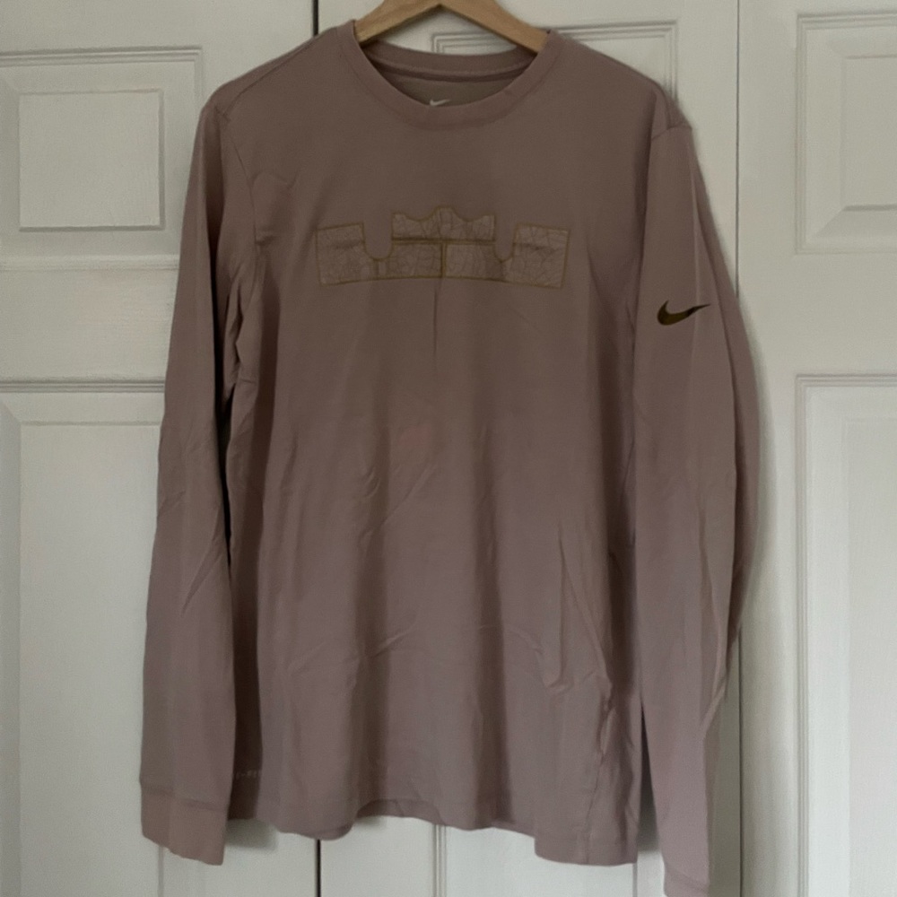 Nike Crown Athletic Tee
